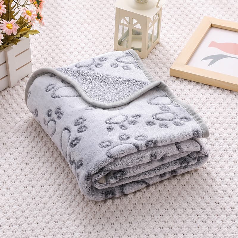 Pet Blanket Set – Plush Paw Print Design, 3-Piece Pack