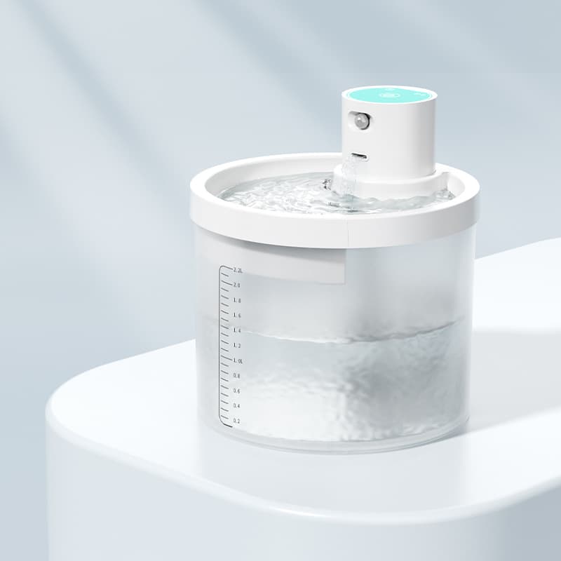 Wireless Automatic Pet Water Fountain - 2.2L Motion Sensor Dispenser