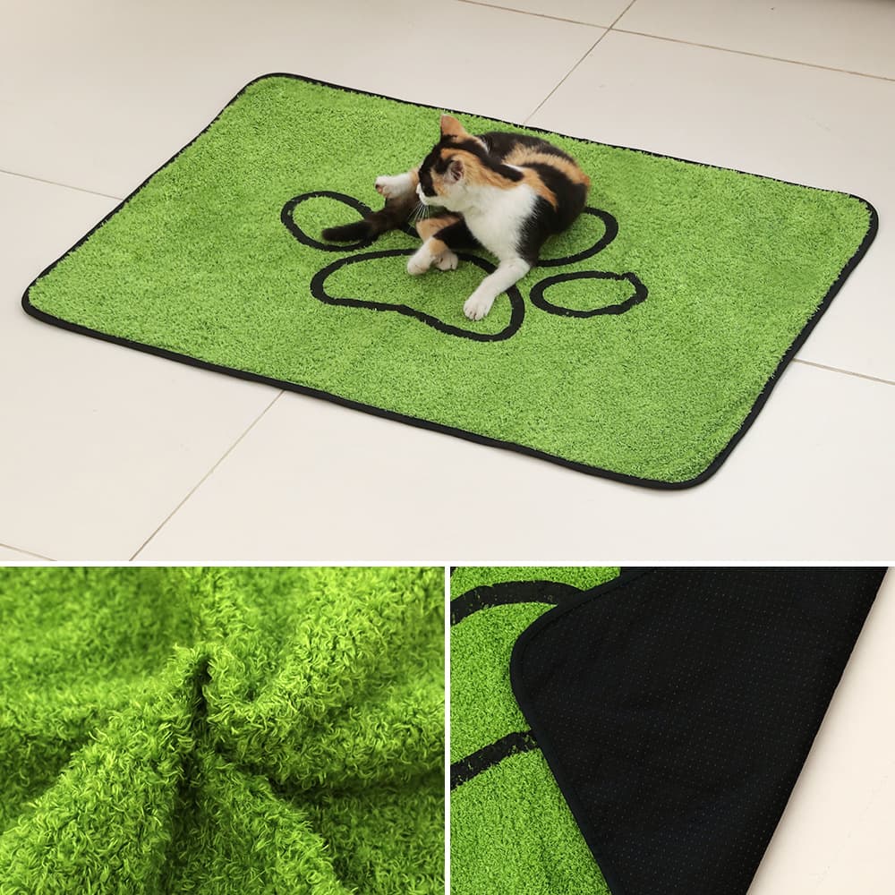 2 Pcs Artificial Grass Pet Mat – Soft, Fast-Drying & Non-Slip Sleeping Pad for Cats and Dogs