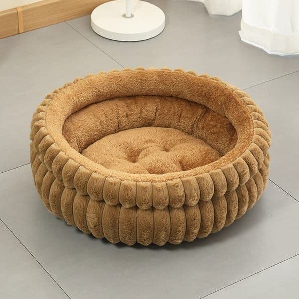 ‑Coloured Plush Round Pet Bed with Removable Cushion, Thick Warm Dog & Cat Nest, Cosy Soft Sleeping Space for Small to Medium‑Sized Pets, photo 1 of 10